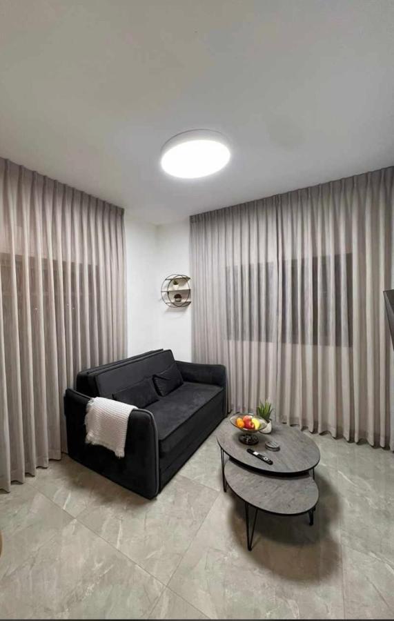 Apartamento נוף יובלים Kiryat Shemona Exterior foto